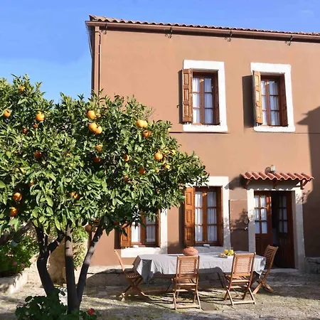 Troullos Traditional Homes Archanes