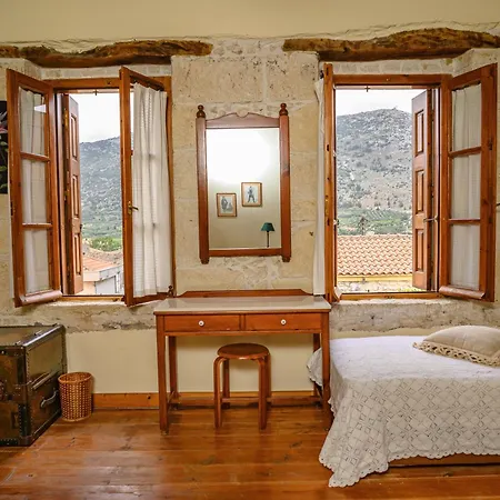 Troullos Traditional Homes * Archanes