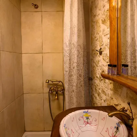 Troullos Traditional Homes Aparthotel *