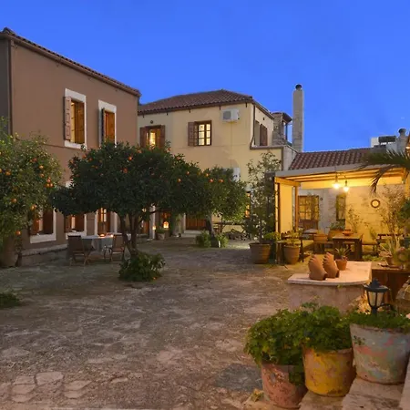 Troullos Traditional Homes Aparthotel