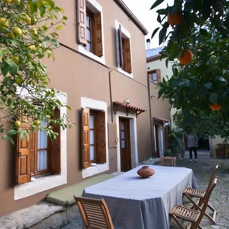 Troullos Traditional Homes * Archanes