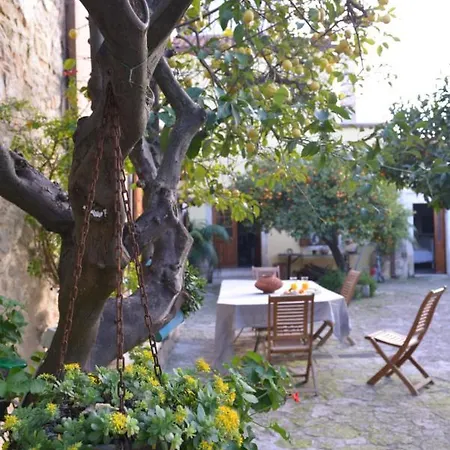 Troullos Traditional Homes Aparthotel *