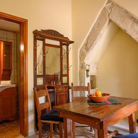 Troullos Traditional Homes * Archanes