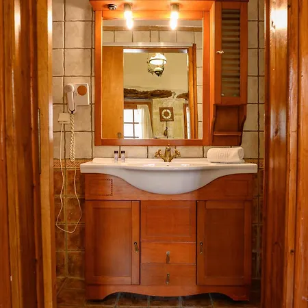 Aparthotel Troullos Traditional Homes *