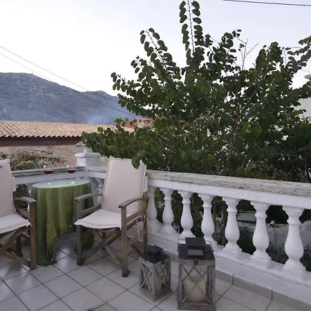 Troullos Traditional Homes Aparthotel Archanes