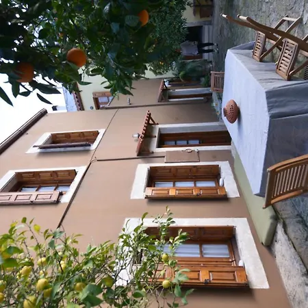Aparthotel Troullos Traditional Homes Archanes